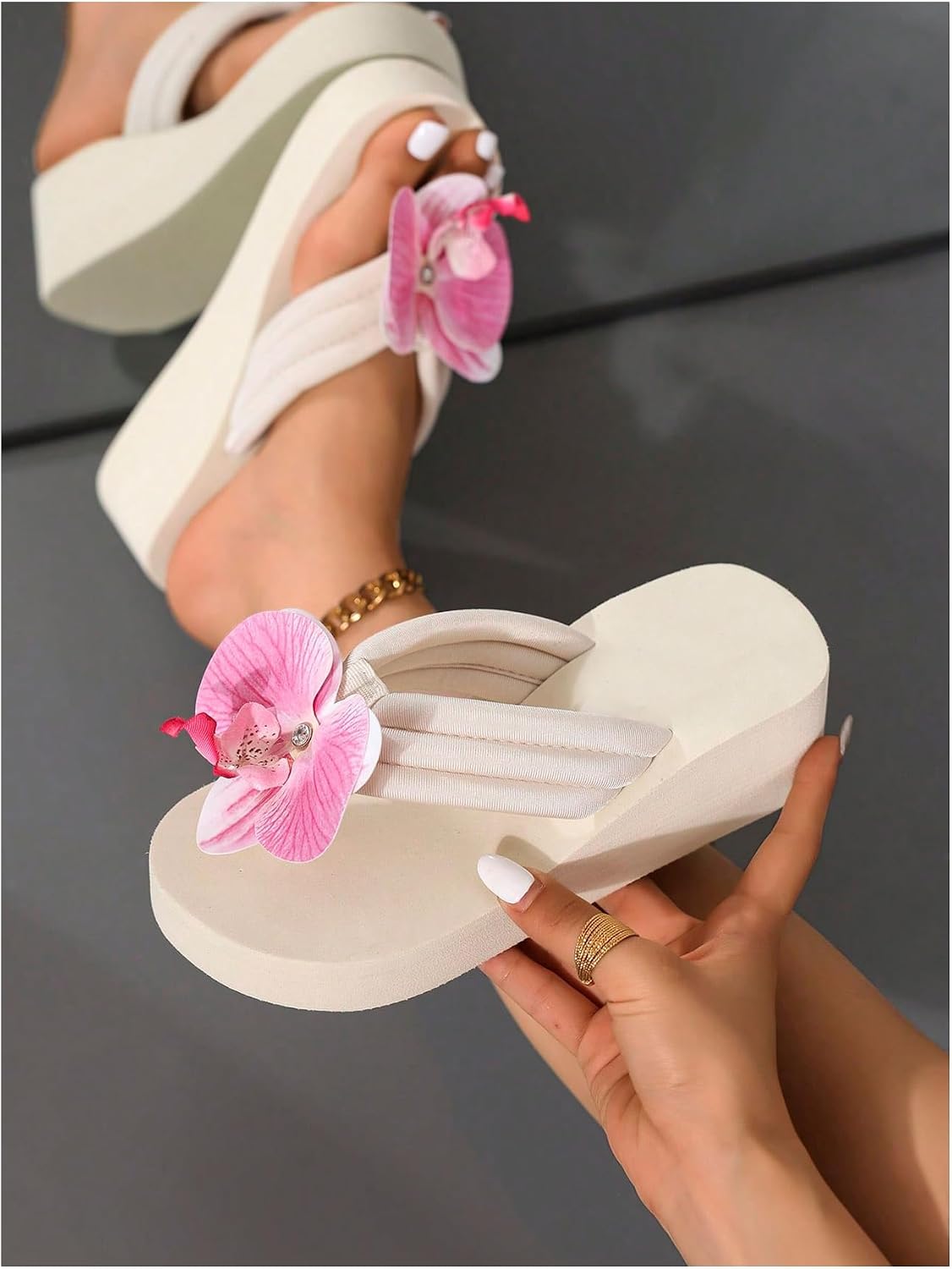 Women's Denim Plaid Platform Slides, Vintage-Style Stitched-Edge Open-Toe Slip-On Boho Sandals - Image 2